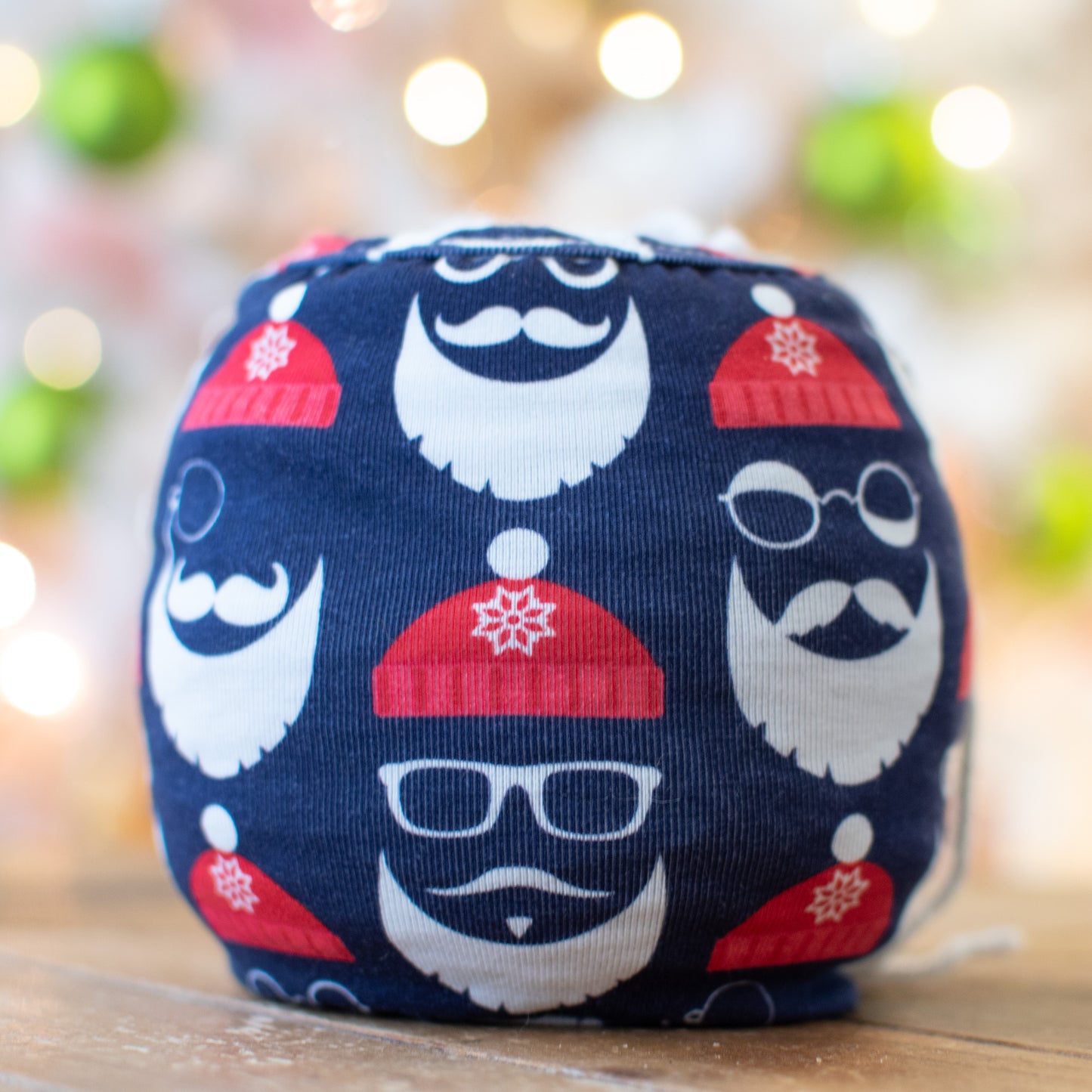 Dapper Santa COZY CAKES