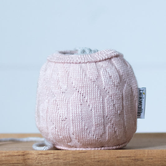 Blush Cables COZY CAKES