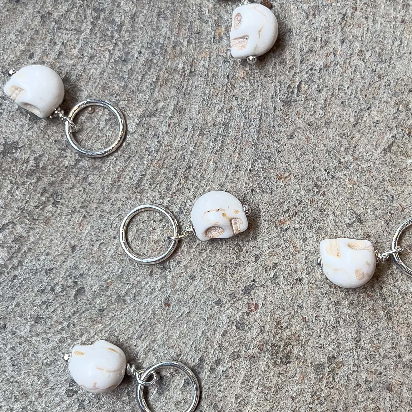 Mini Skulls -- Binkwaffle Stitch Markers